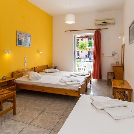 Julias Apartments Laganas Luaran gambar