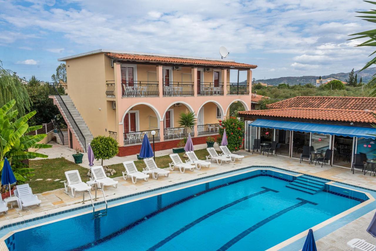 Julias Apartments Laganas Luaran gambar